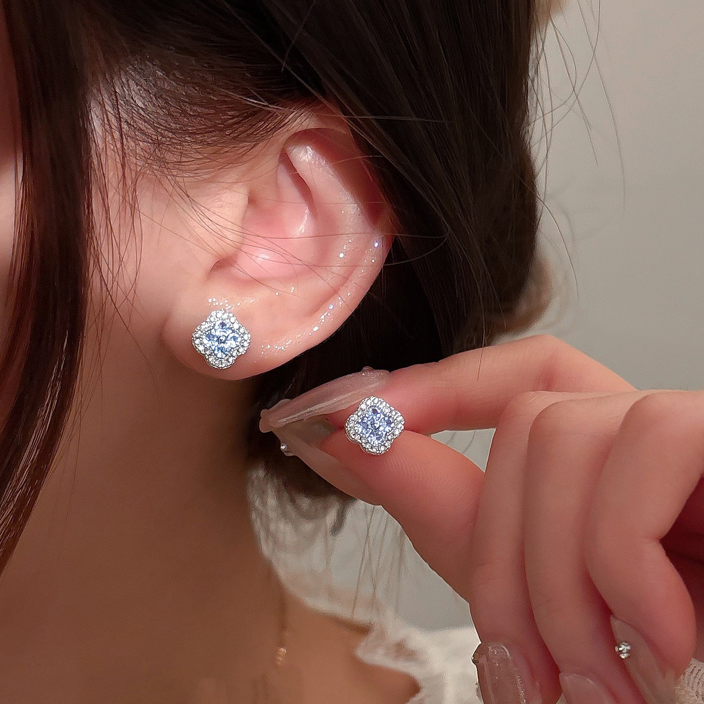 Four Leaf Clover Ear Light Luxury Temperament Versatile Stud Earrings