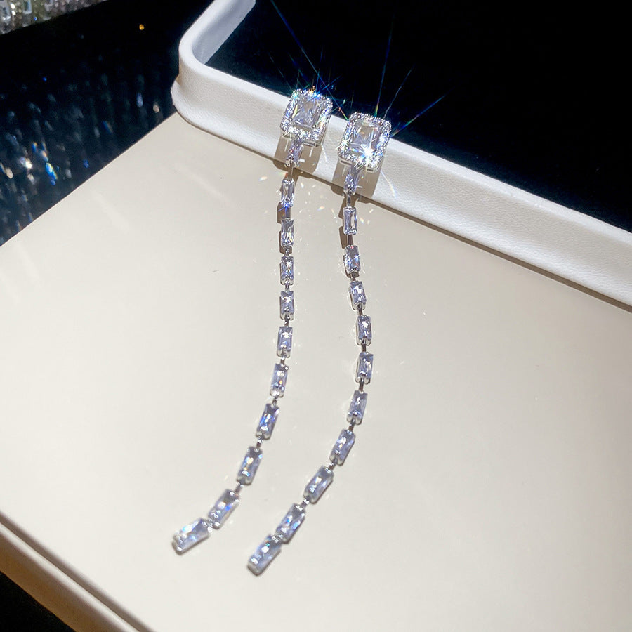 Korean Style White Zircon High-grade Simple Personalized Design Sense Earrings