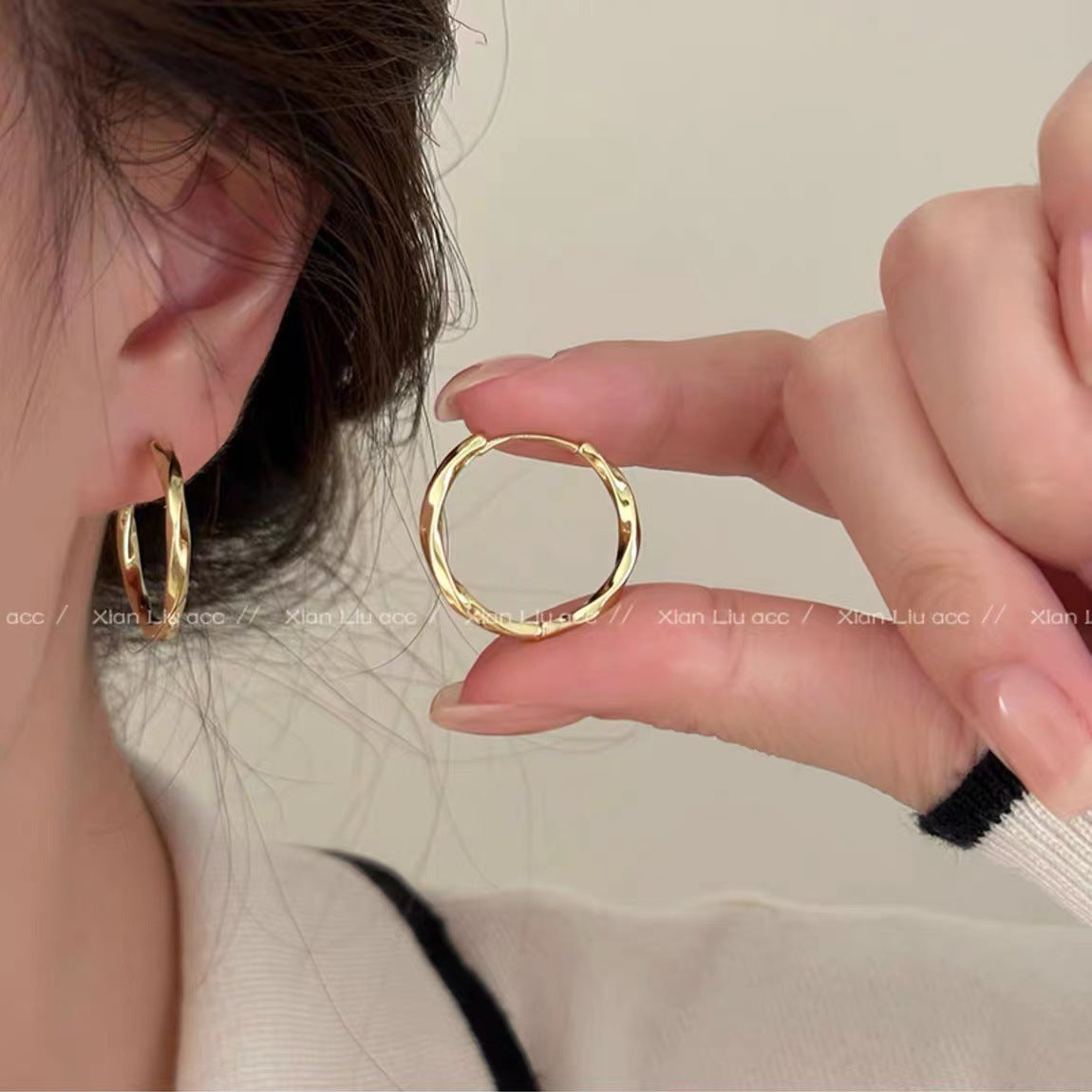 Sweet Cool Simple Niche Design Premium Ear Female Earrings