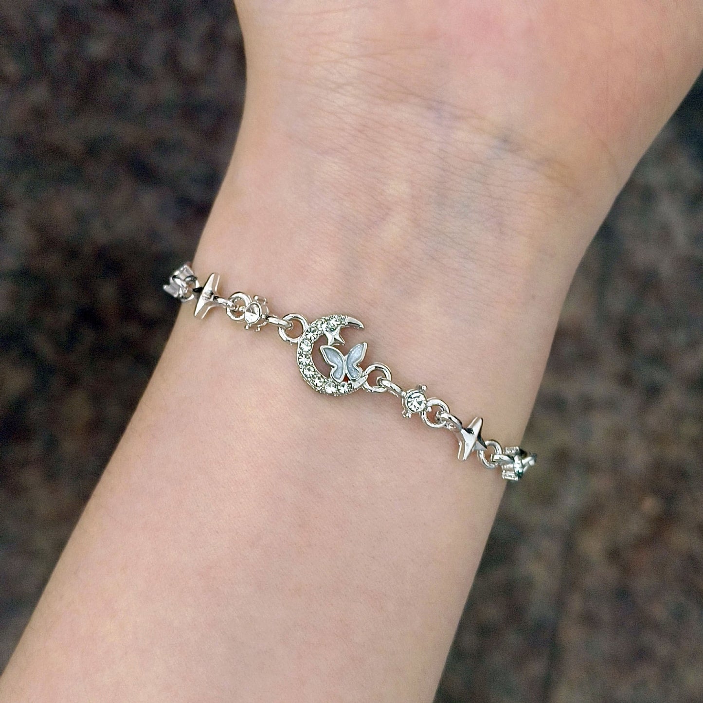 Beautiful Light Luxury High-grade Full Diamond Flash Trendy Temperamental Minority Bracelets