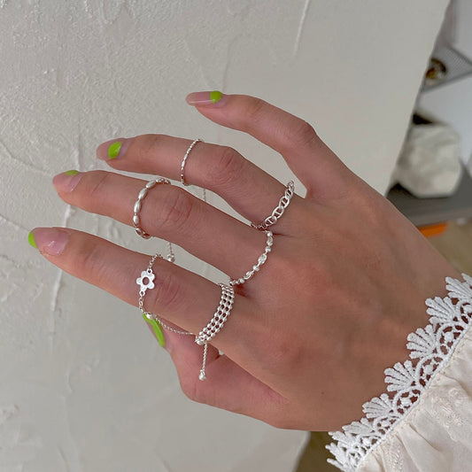 Women's Pull-out Adjustable Retro Fashion Flower Tassel Chain Ring