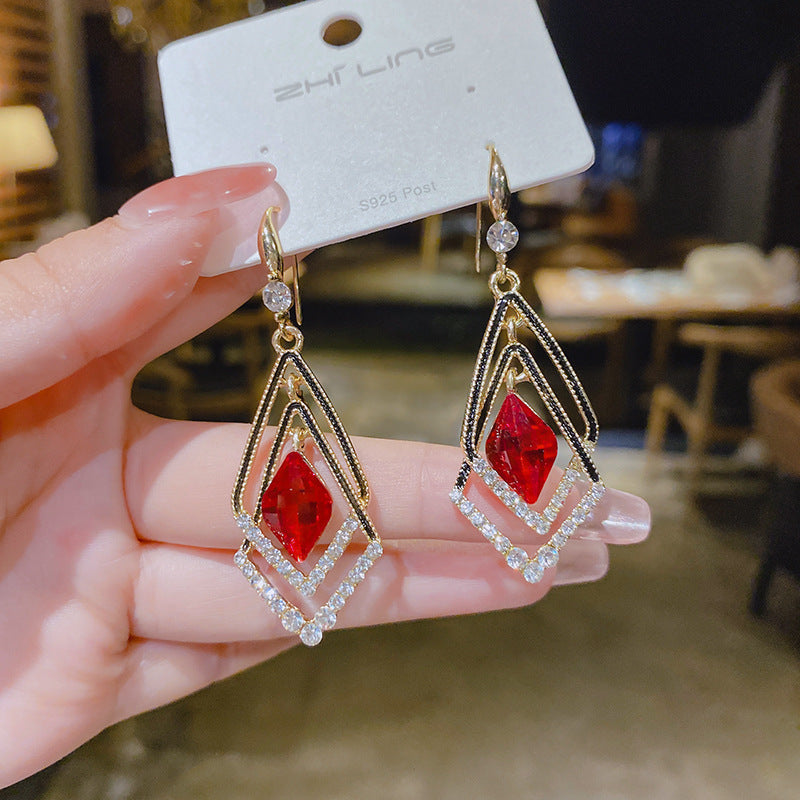 Geometric Crystal Female Temperament Long Live Broadcast Earrings