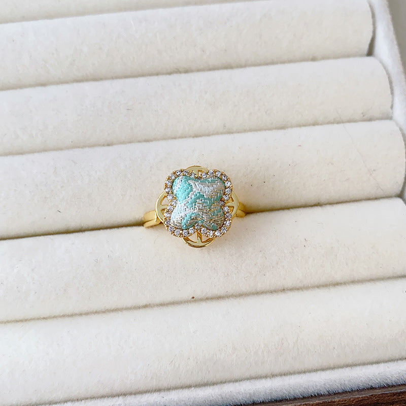Style Song Dynasty Brocade Clover Rotatable Finished Delicate Rhinestone Copper Rings