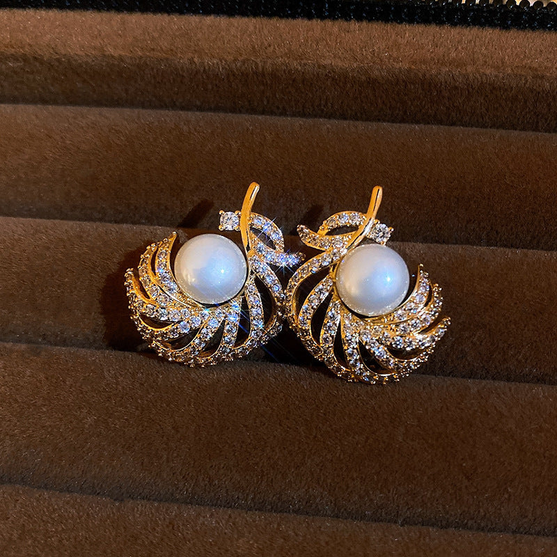 Women's Needle Inlaid Zircon Leaves Tassel Personalized Design Earrings