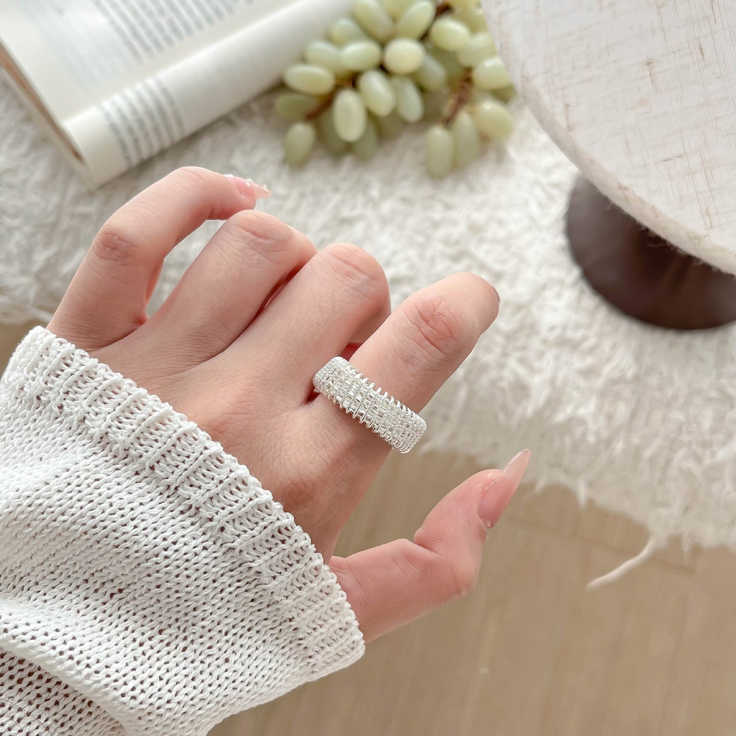 Wind Cold Irregular Geometric Flower Light Luxury High Sense Ring