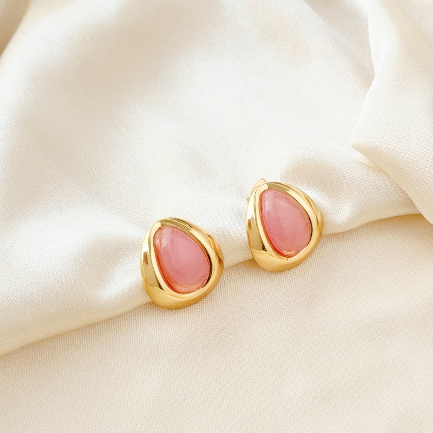 Women's Steel Style Oval Water Drop Ear Stud Earrings