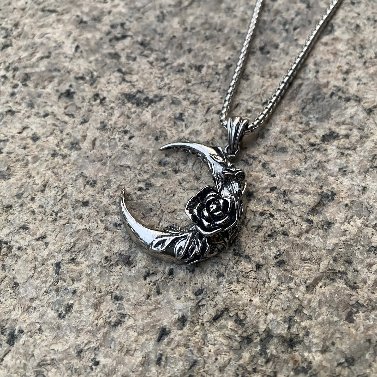 Women's & Men's Cool Cold High Street Design Sense Necklace