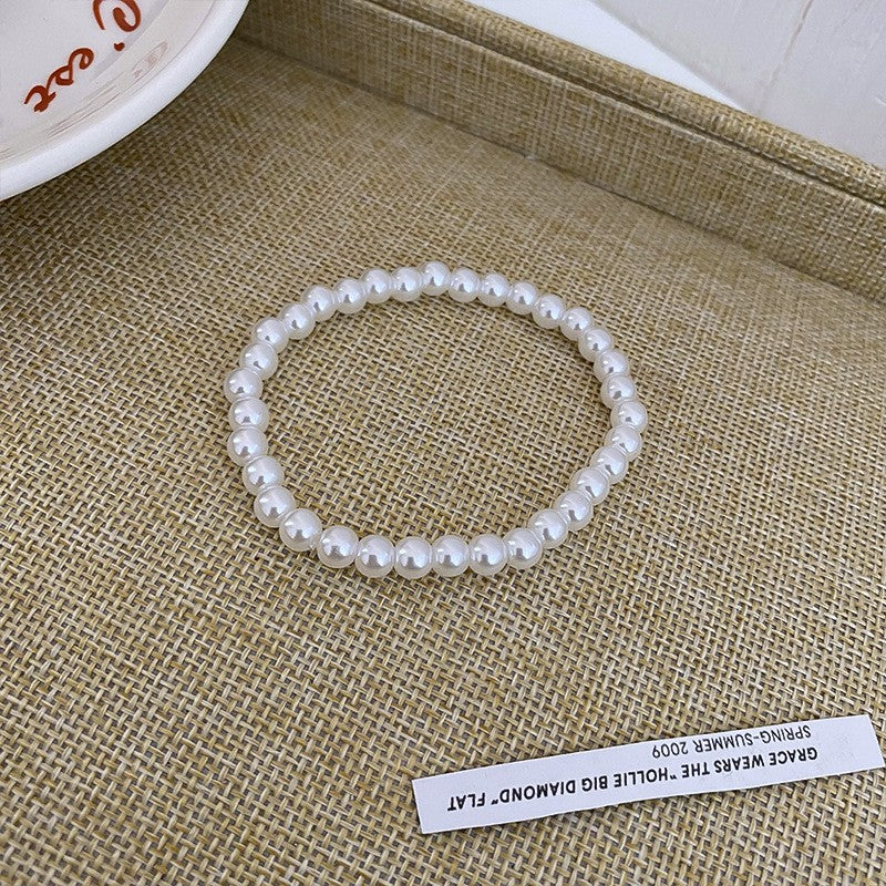 Women's Pearl Buckle French Fashion Design Retro Love Temperament Bracelets