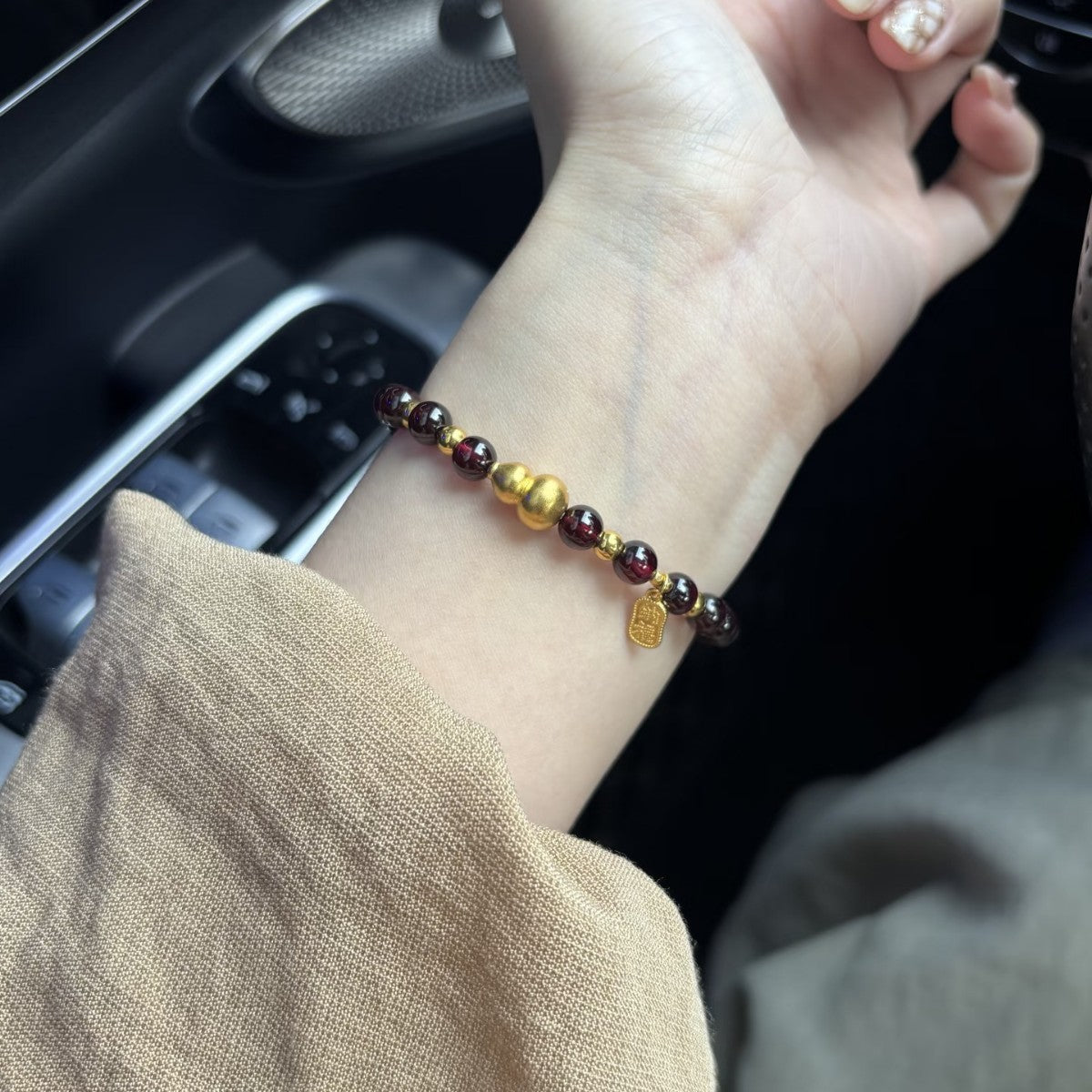 Red Female Light Luxury Minority Design Life Lucky Beads Single Bracelet