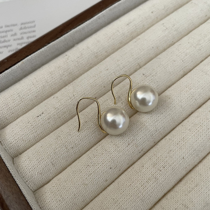 Pearl Light Luxury Temperament French Minority Advanced Earrings