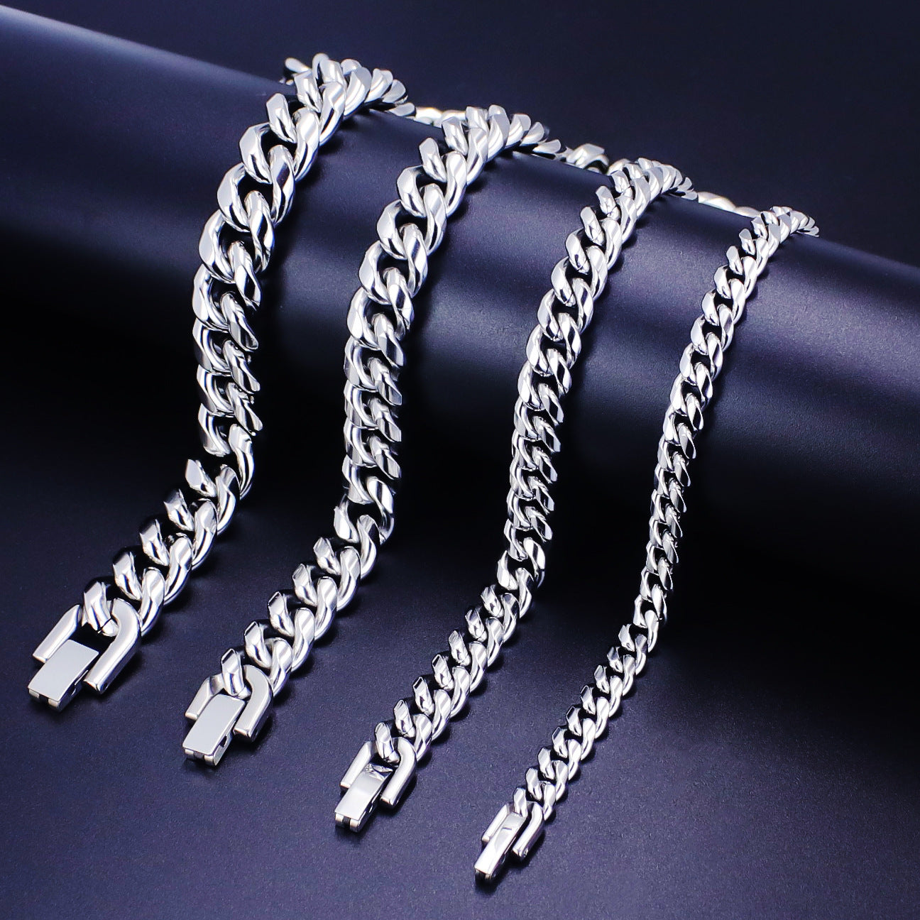 Men's Link Chain Stainless Buckle Round Grinding Domineering Necklaces