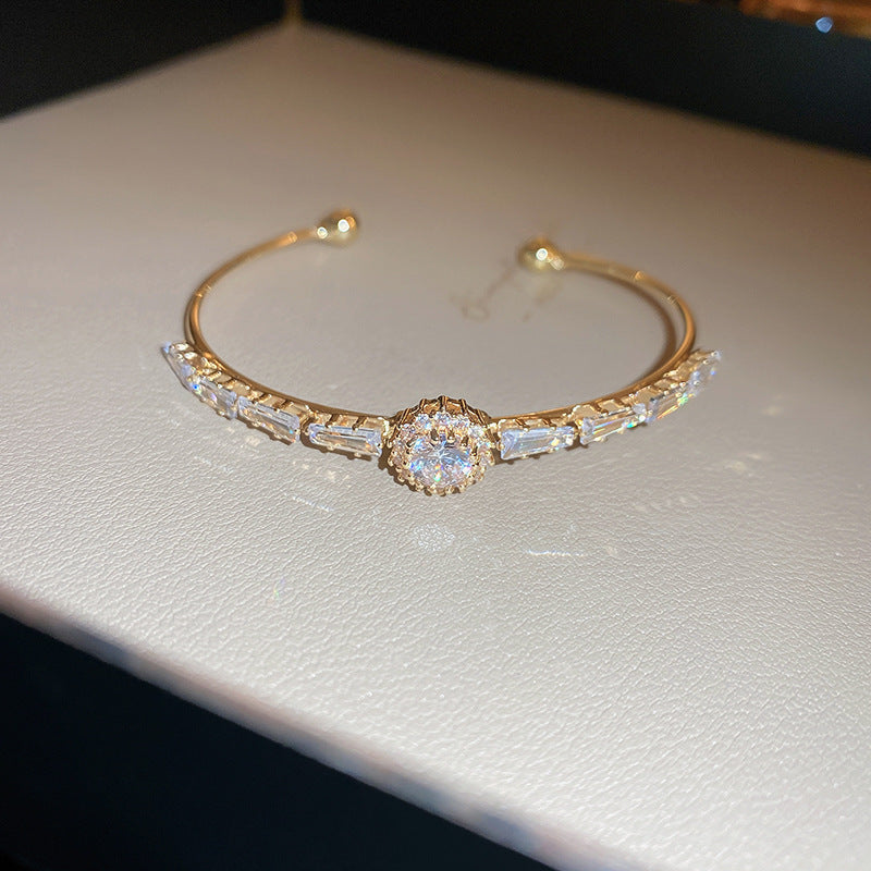 Geometric Light Luxury Minority Design Sense Bracelets