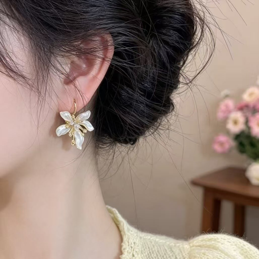 Women's Korean Style Summer Fresh Flower For Fashion Earrings