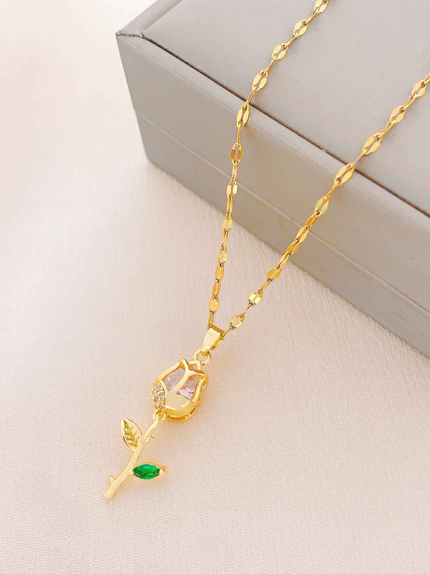 Women's Tulip Fashionable High-grade Titanium Steel Clavicle Necklace