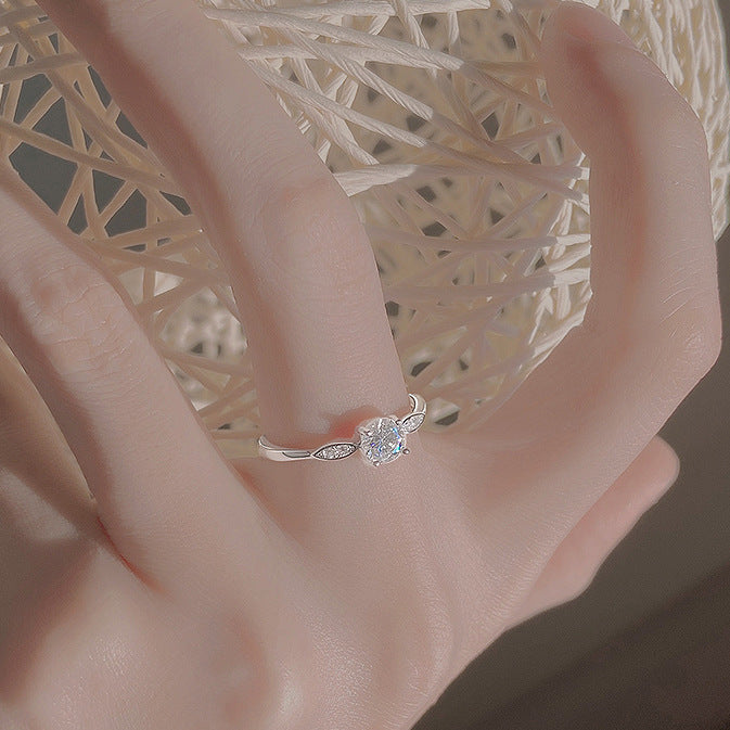 Women's Diamond Zircon Flash Simple High-grade Light Ring