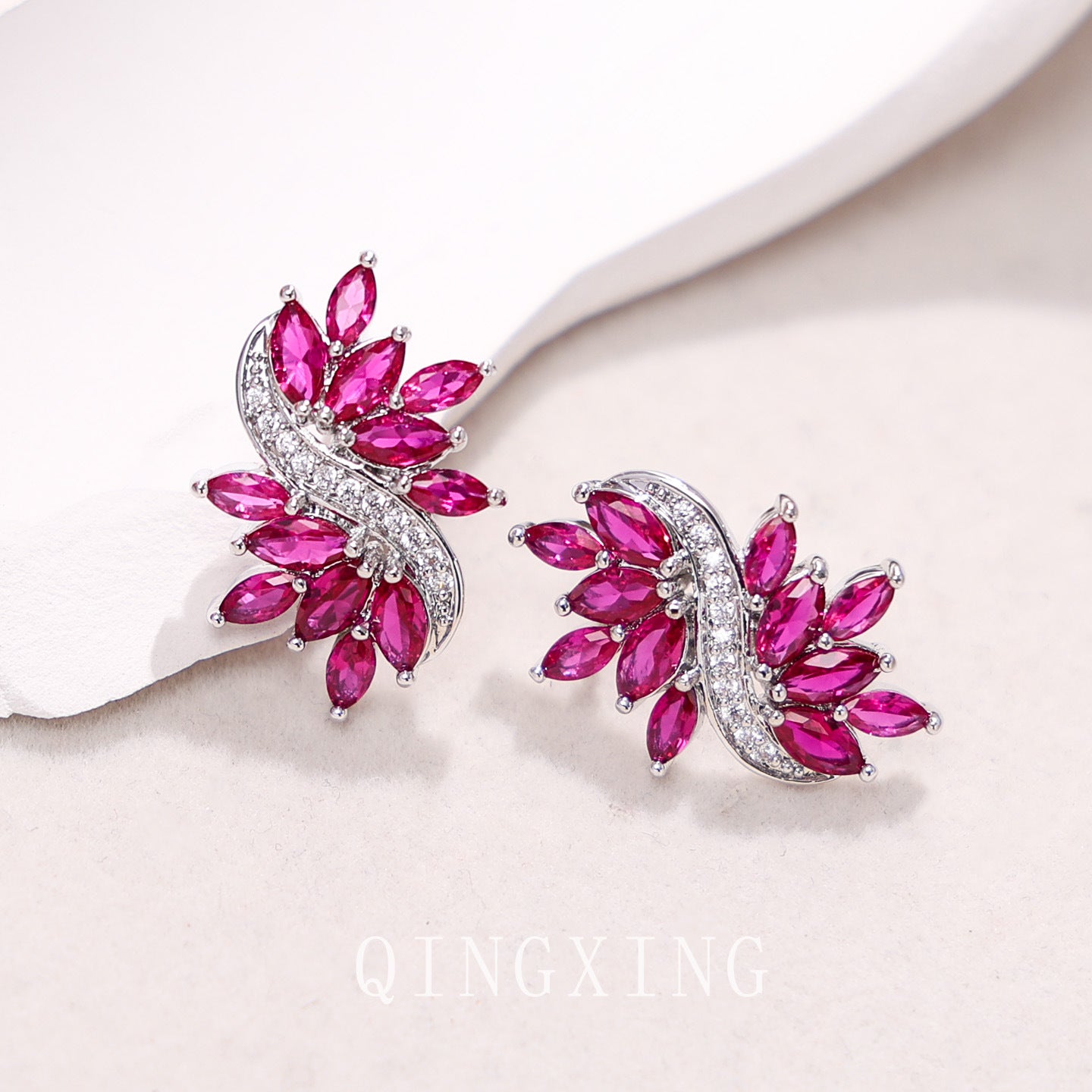 Women's Light Luxury Ice Flowers High-grade Red Corundum Fashion Elegant Wedding Stud Earrings
