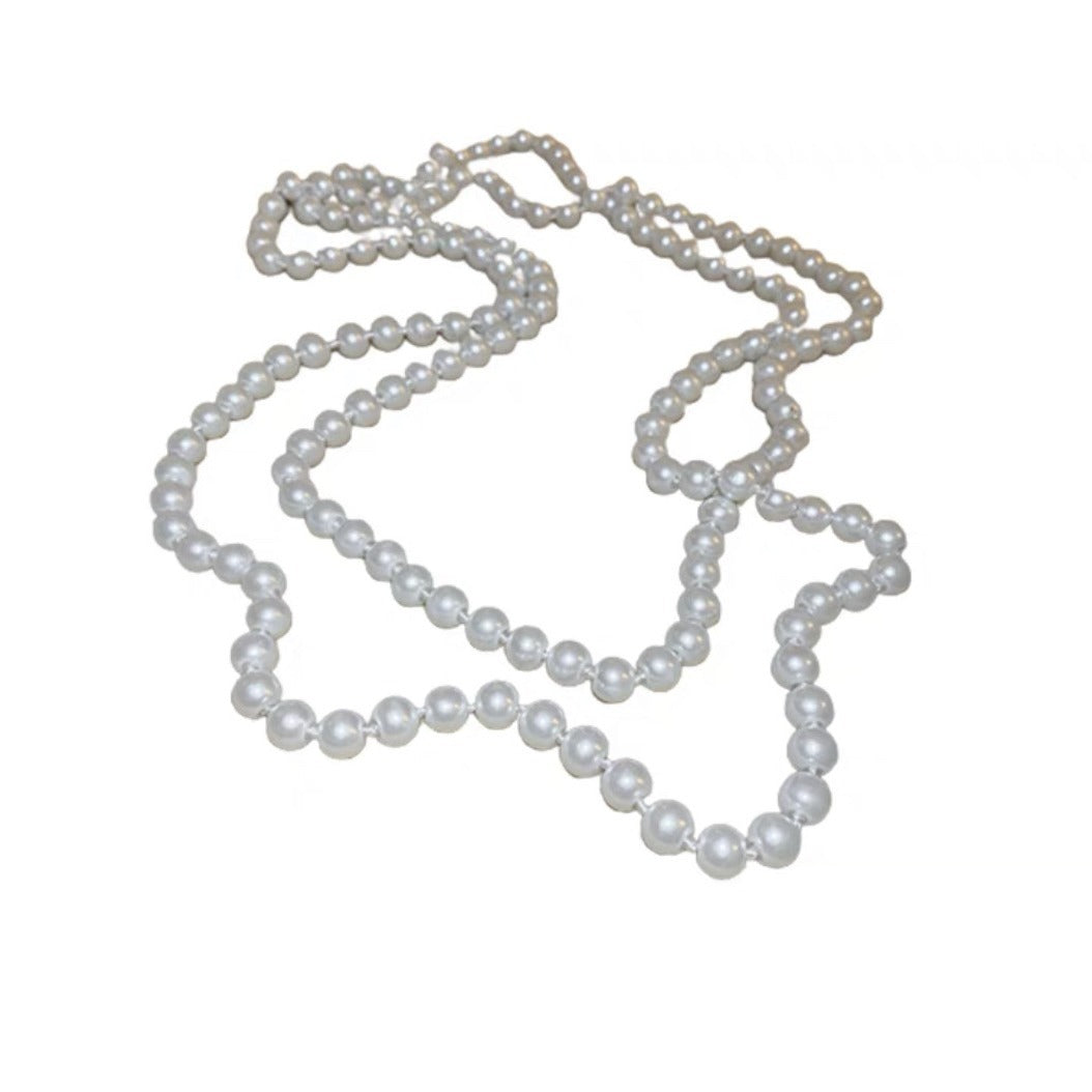 Women's White Pearl Elegant Long Gentle High-grade Necklaces