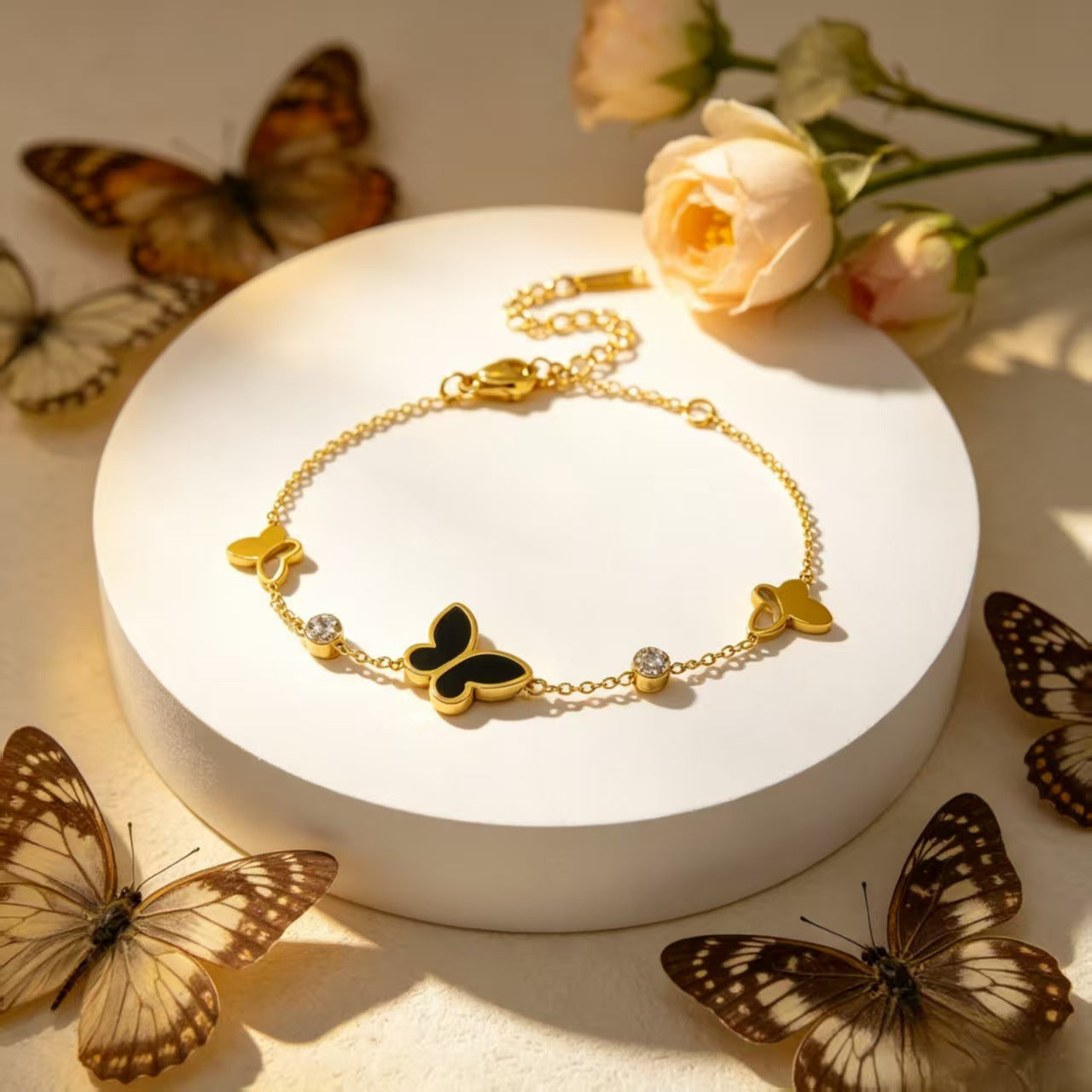 Style Simple Four-color Butterfly Fritillary Heart Atmosphere Temperament Bracelets
