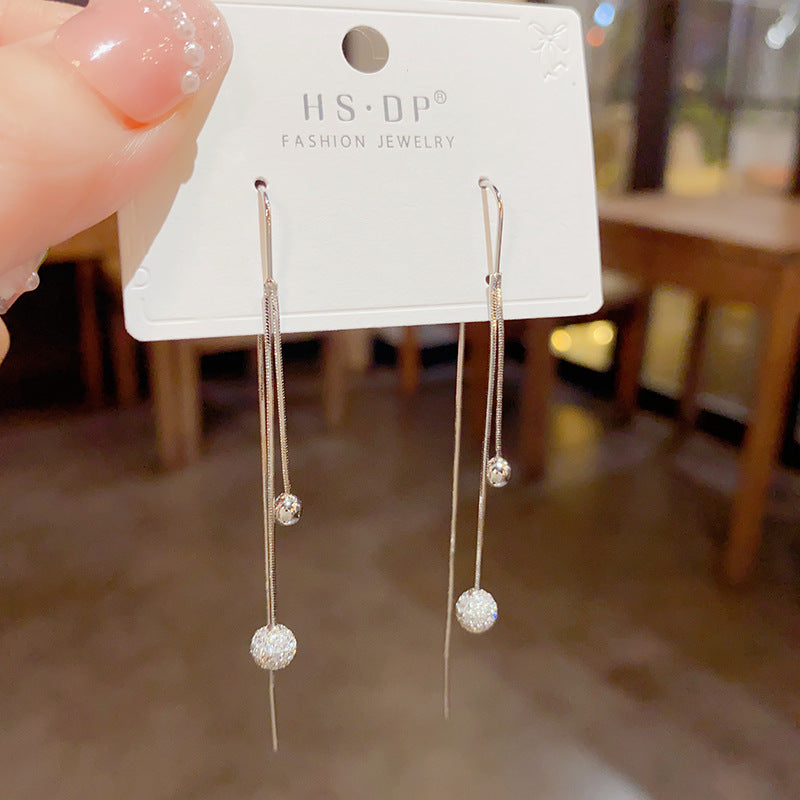 Fashionable Zircon Ball Female Niche Design High-grade Ear Line