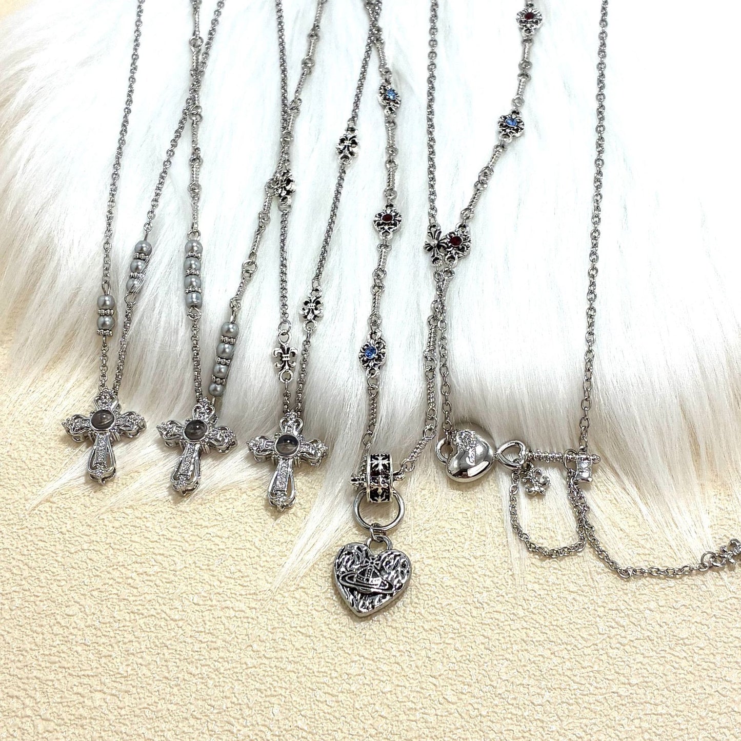 Women's Sweet Cool Retro Style Cross Zircon Clavicle Chain Trendy Necklace