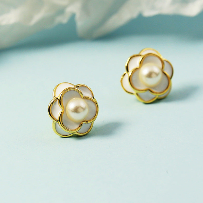 Women's Camellia Trendy High-grade Sweater Versatile Design Rings