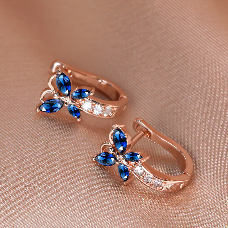 Women's Vintage Pastoral Style Edge Inlaid Zircon Small Butterfly Clip Earrings
