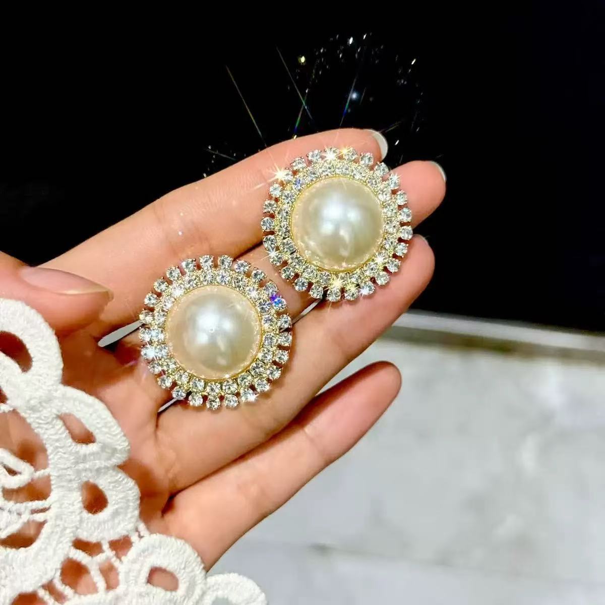 Women's Pair Cross Mirror Classic Fashion Simple Love Heart High-grade Earrings