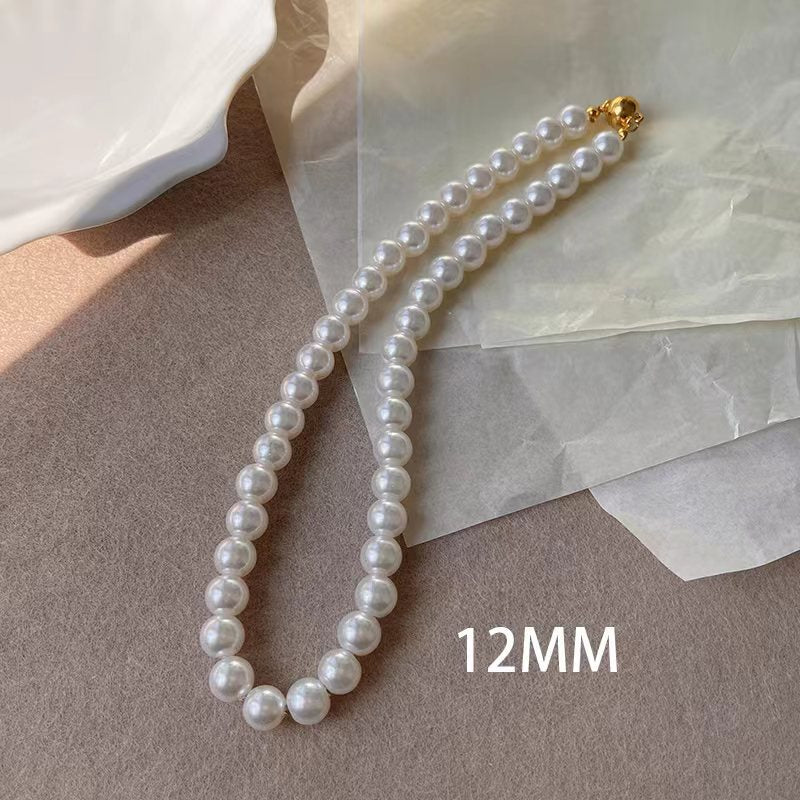 Women's Pearl Vintage Magnetic Buckle Beaded Clavicle Necklaces