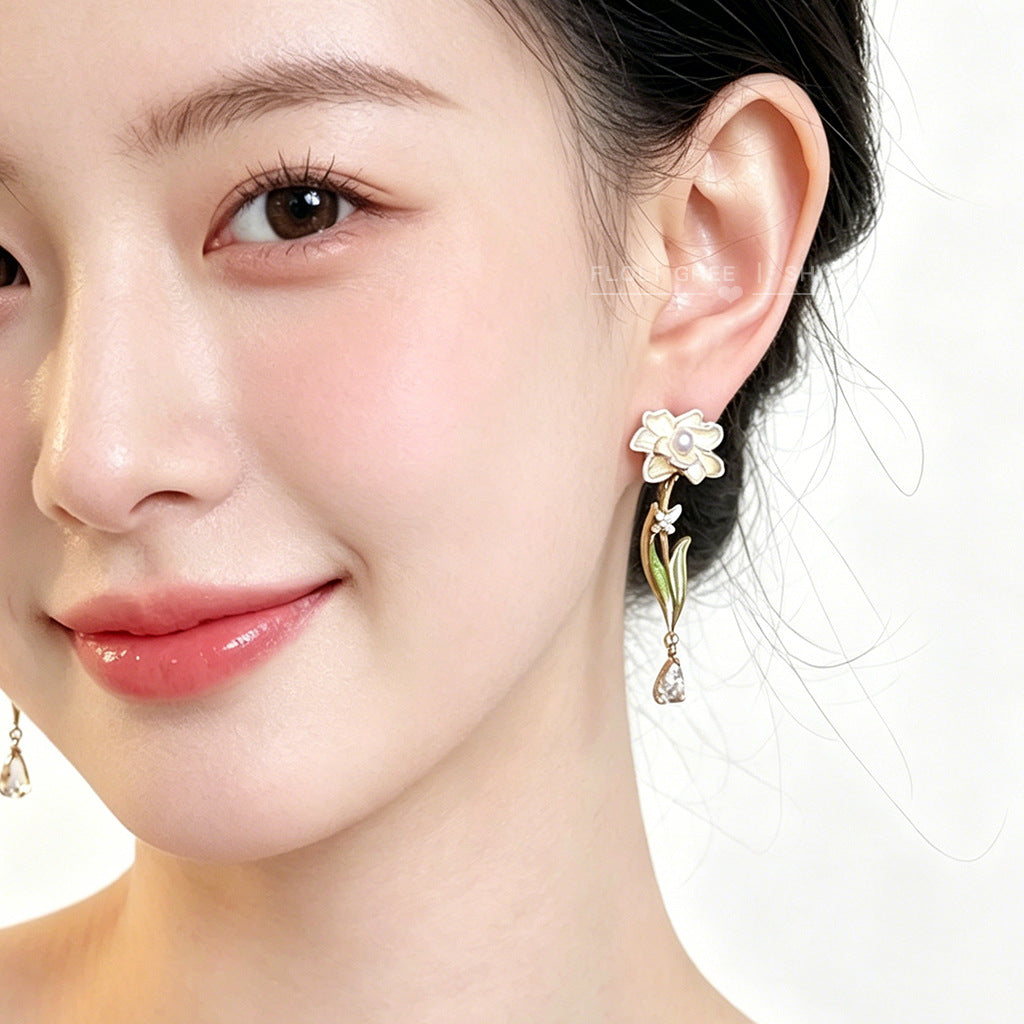 Women's Painting Fresh Sweet Mori Elegant Graceful Long Enamel Drip Glazed Earrings