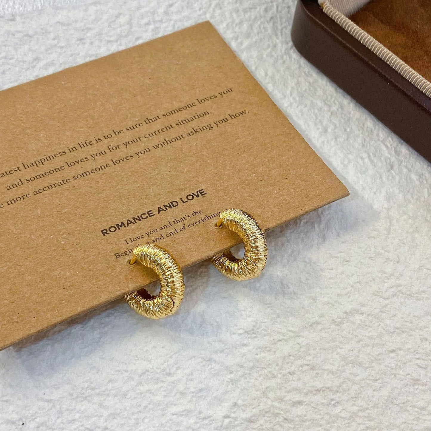 Women's Copper Plated Real Gold Korean Style Simple Diamond Plaid Glossy Ear Buckle