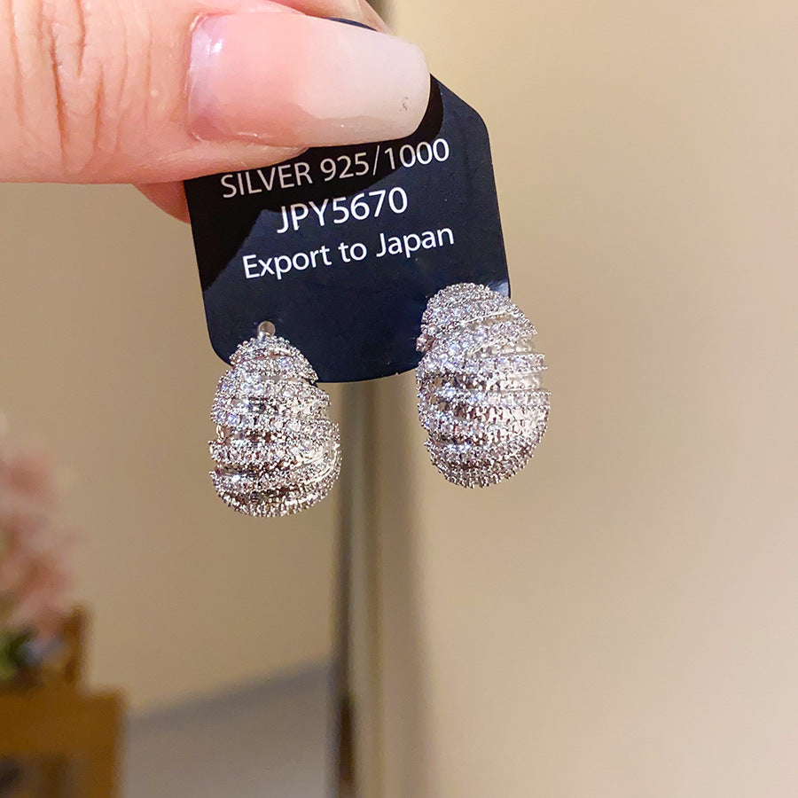 Women's Sier Needle Zircon Spiral Texture Retro Pendants