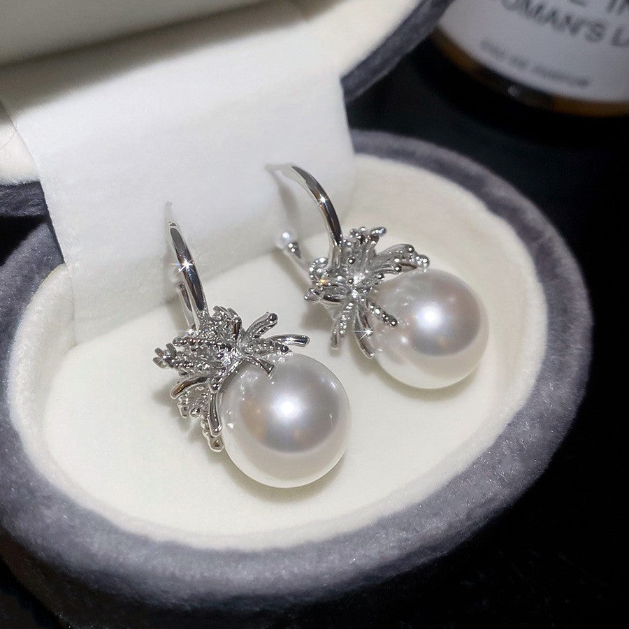 Women's Style Refined Zircon Flower Pearl Light Luxury High-grade Ear Earrings