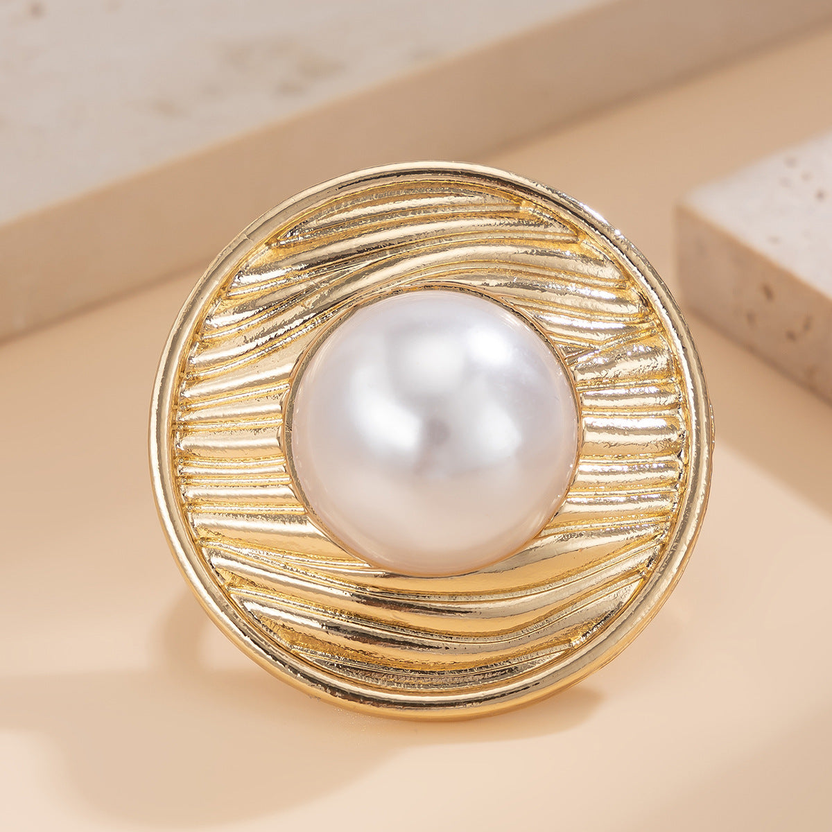 Oval Alloy Winding Geometric Corrugated Imitation Rings