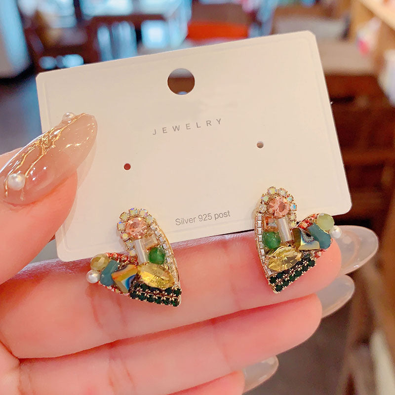Fashion Handmade Crystal Love Heart Unique Design Sier Stud Earrings