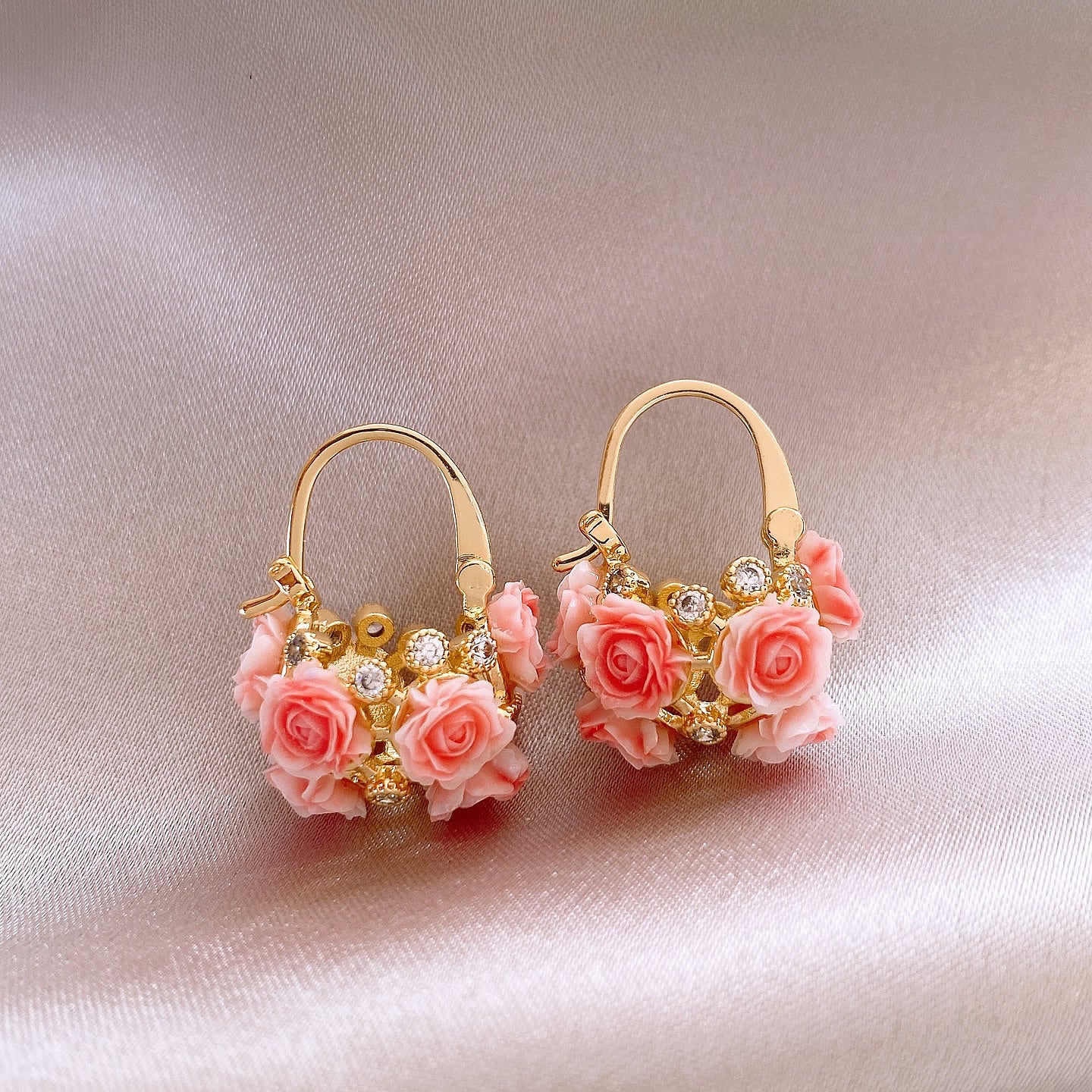 Women's Pink Flower Zircon Unique High-grade Light Luxury Design Refined Ear Buckle