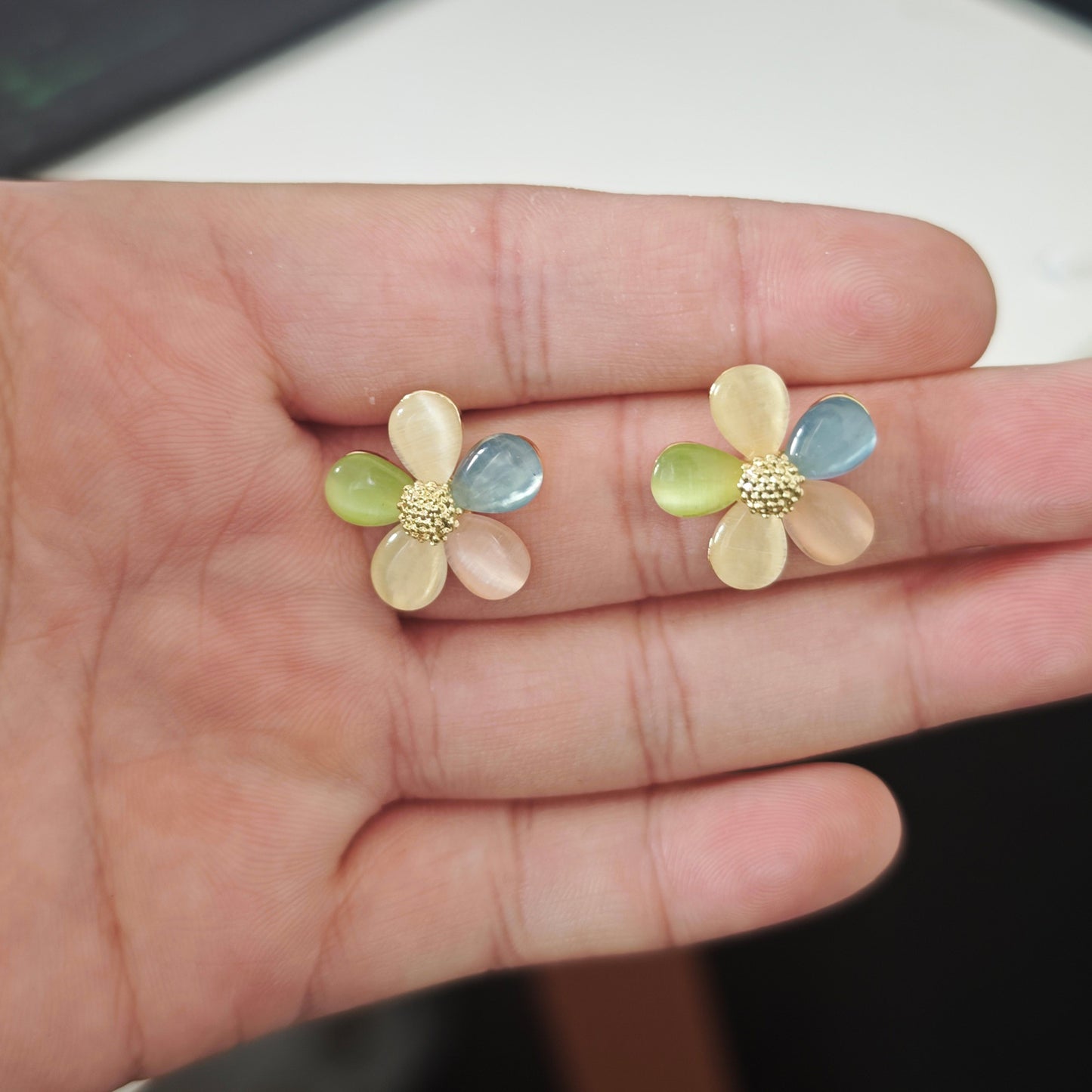 Opal Colored Flower Graceful Fresh Simple Cold Stud Earrings