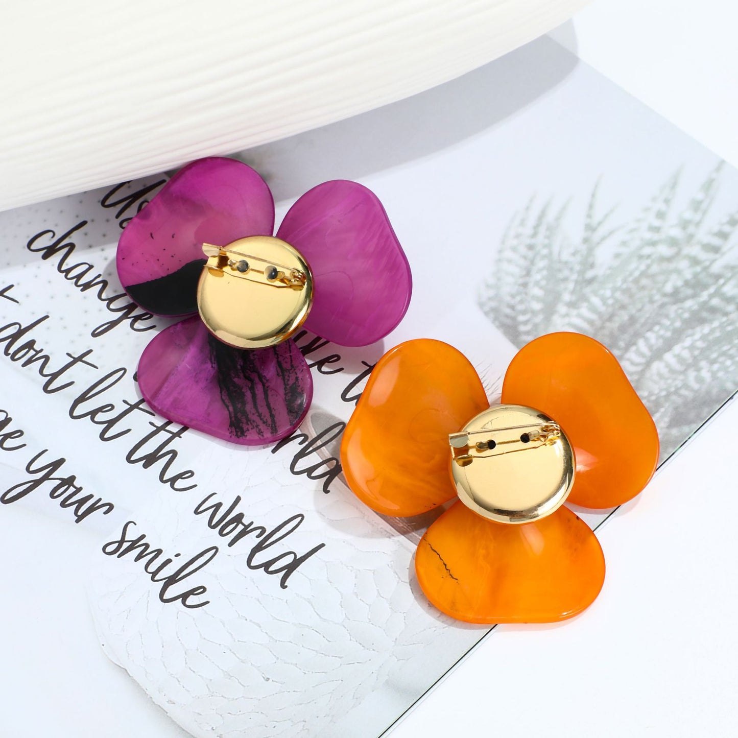 Blue Niche Acrylic Handmade Three-dimensional Flower Brooch Simple Brooches