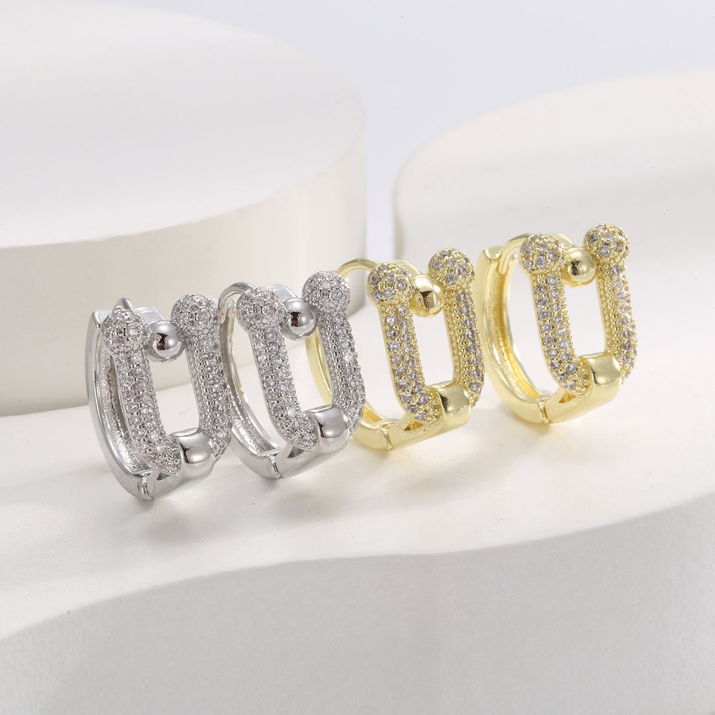 Zircon Vachette Clasp Shaped Single High-grade Light Ear Buckle