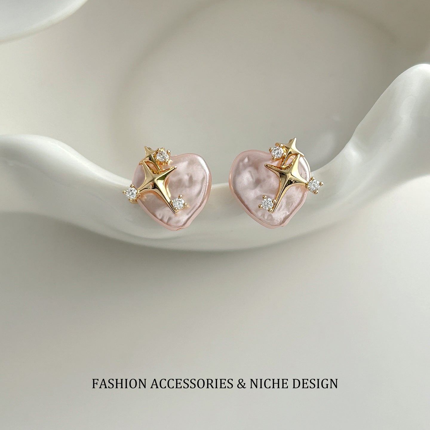 Women's High Sense Asterism Heart Pearl Simple Personality Fashion Earrings