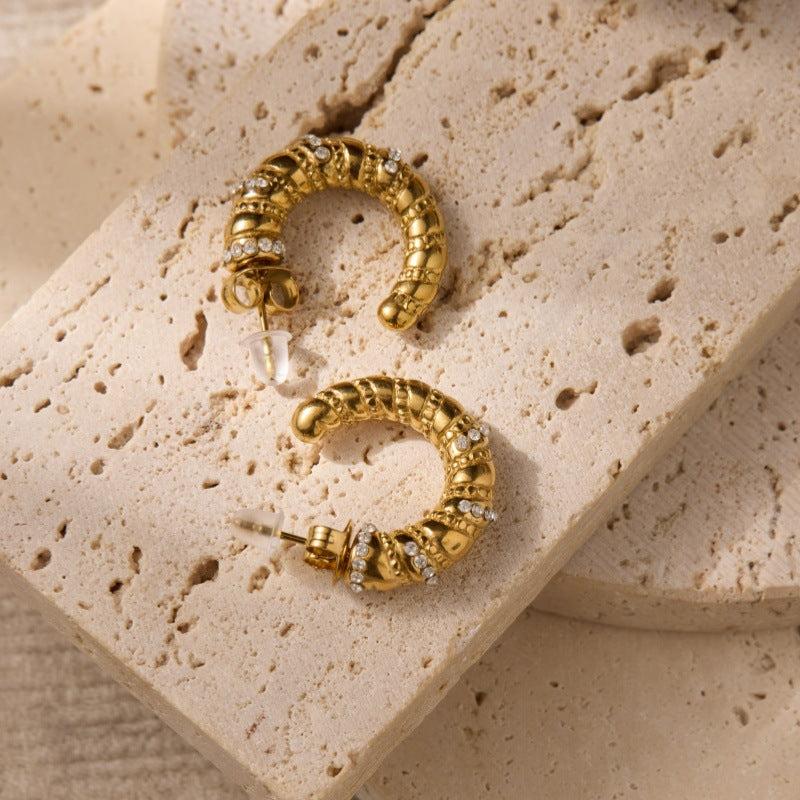 Women's Light Luxury Full Diamond-shaped Ear High-grade Gold Retro Rings