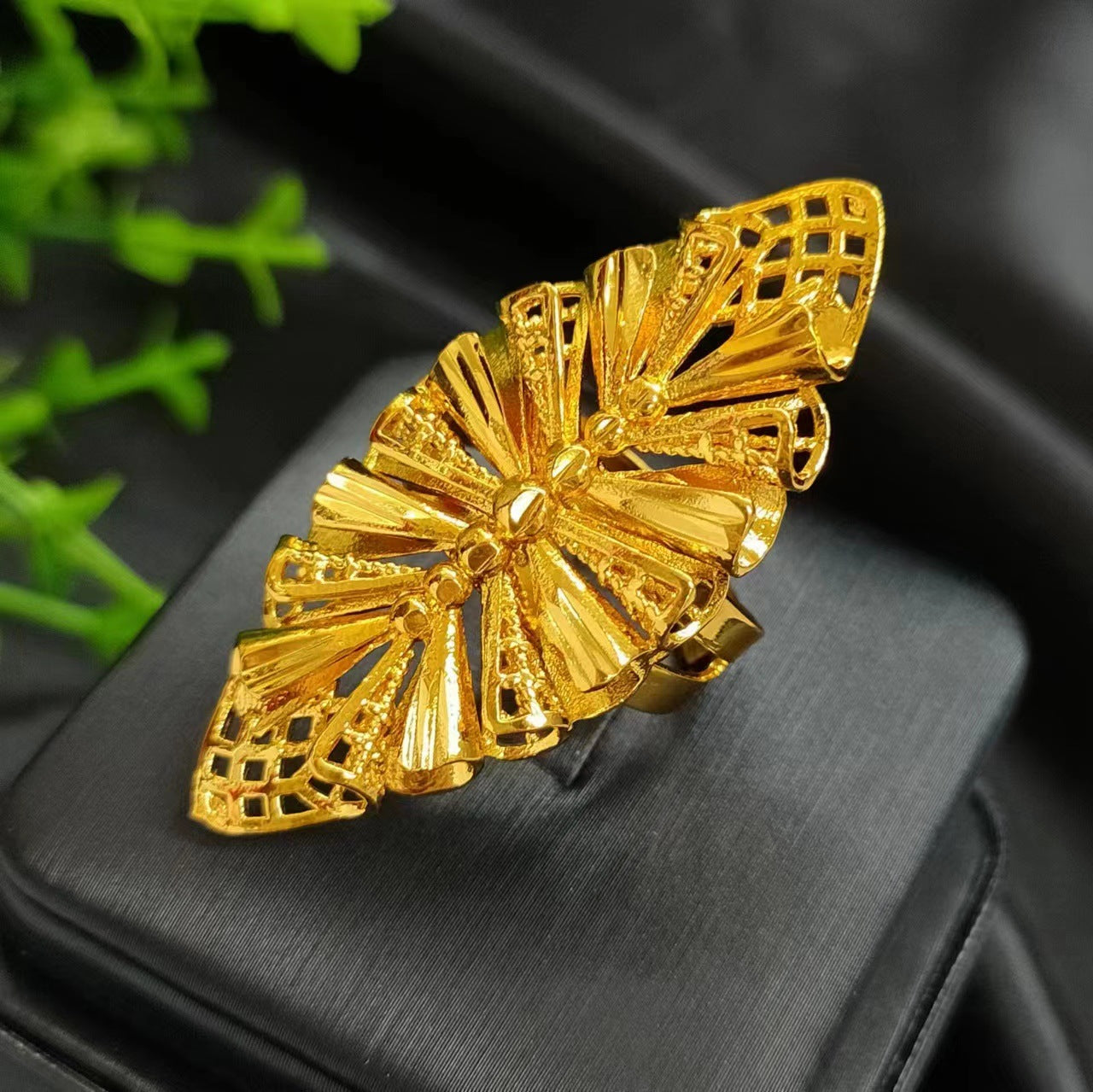 Women's Gold-plated Wheat Index Finger Does Not Fade Design Copper Ring