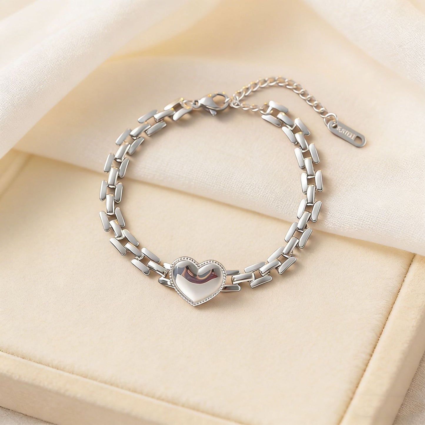 Women's Commuter Titanium Steel Light Luxury Couple Bracelets