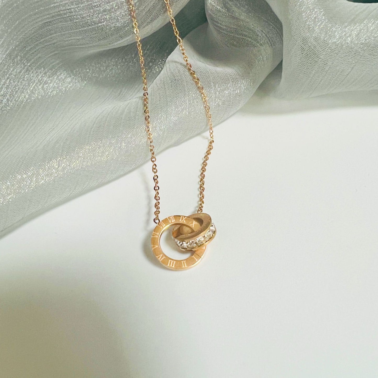 Women's Roman Suit Simple Light Luxury High-grade Necklaces
