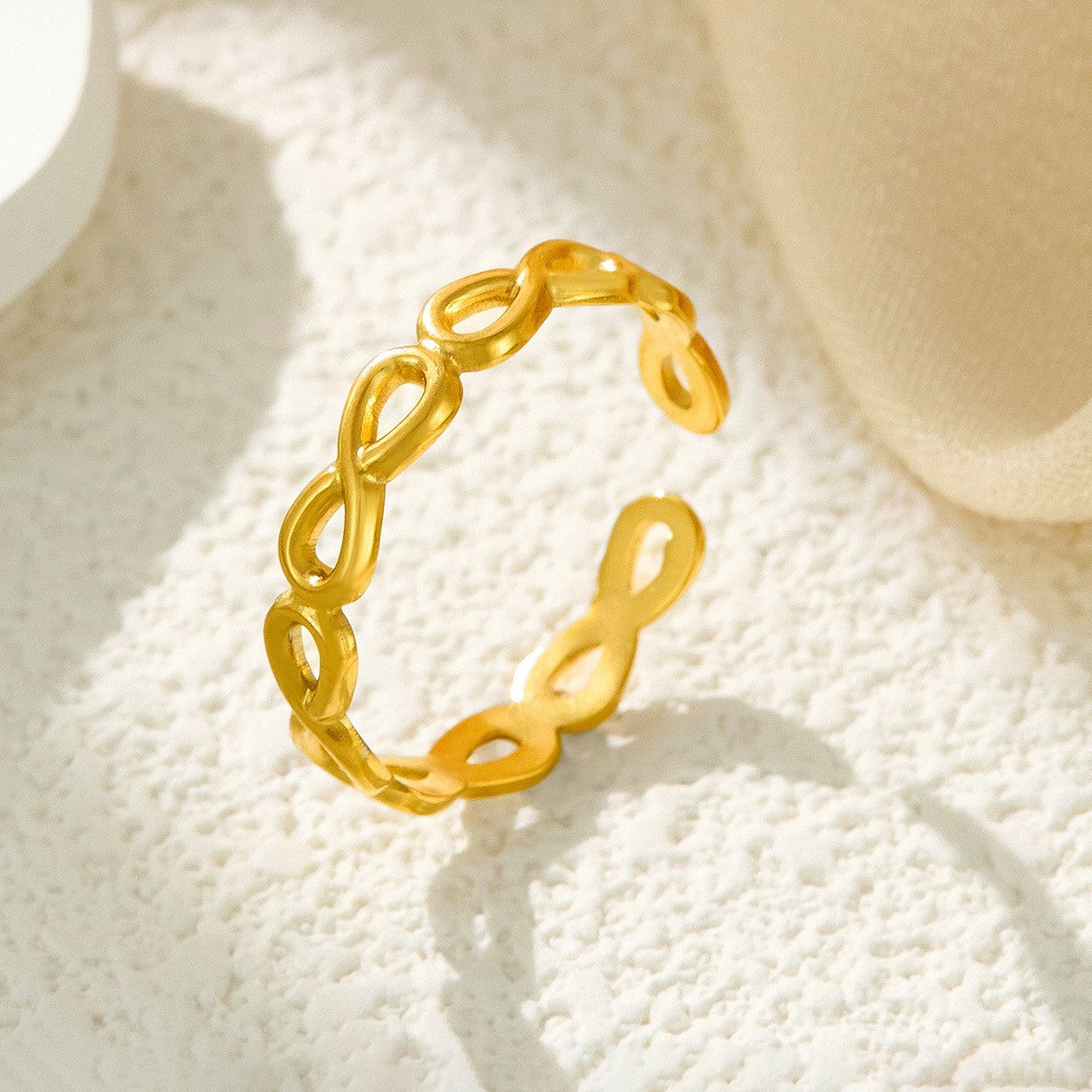 Stainless Steel Irregular Line Love Heart-shaped High-grade Ring