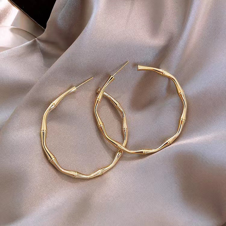 Women's Style High-grade Large Hoop Light Luxury Ear Clip Earrings