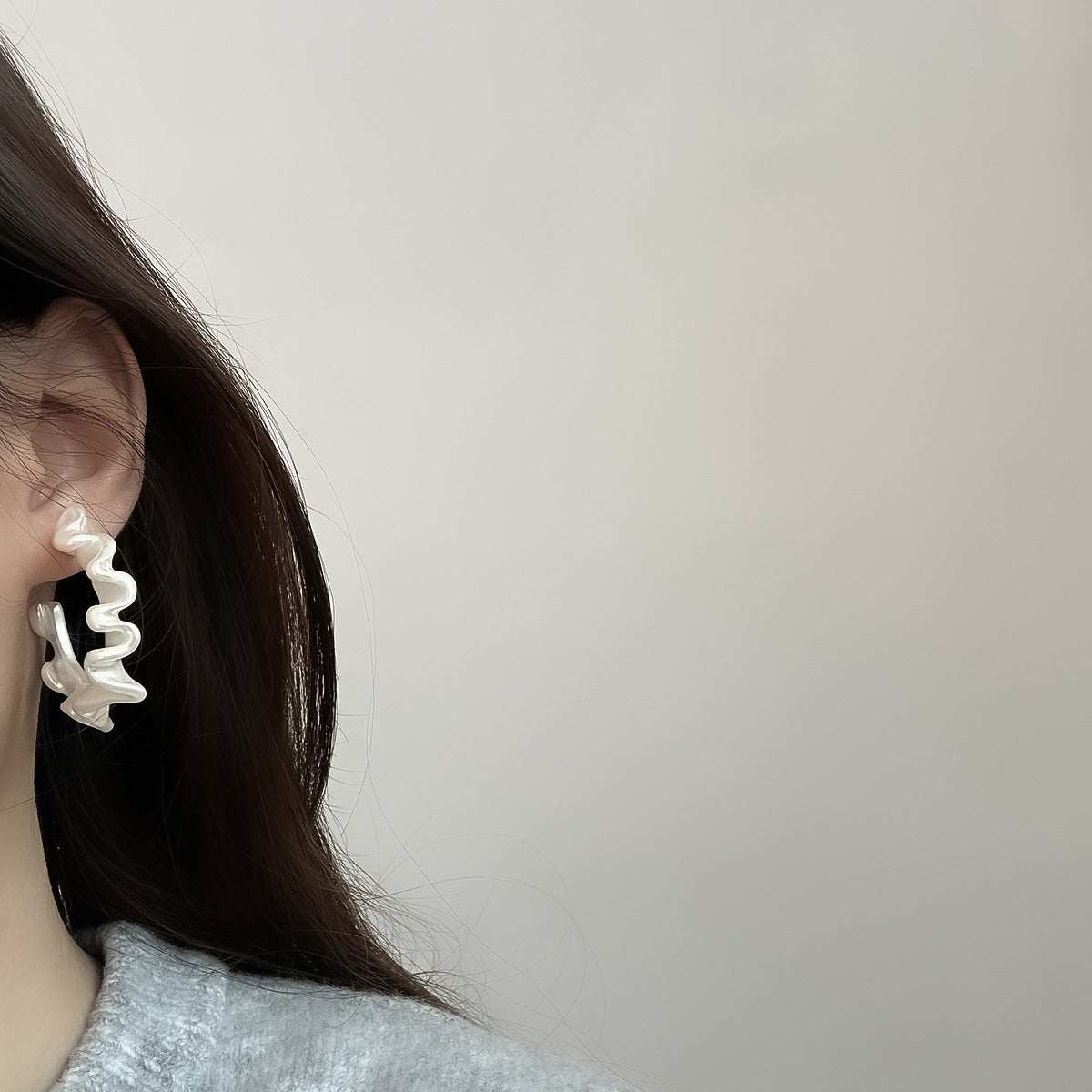 Women's High Sense Frosty Style Compact Temperamental Simple Fashion Irregular Stud Earrings