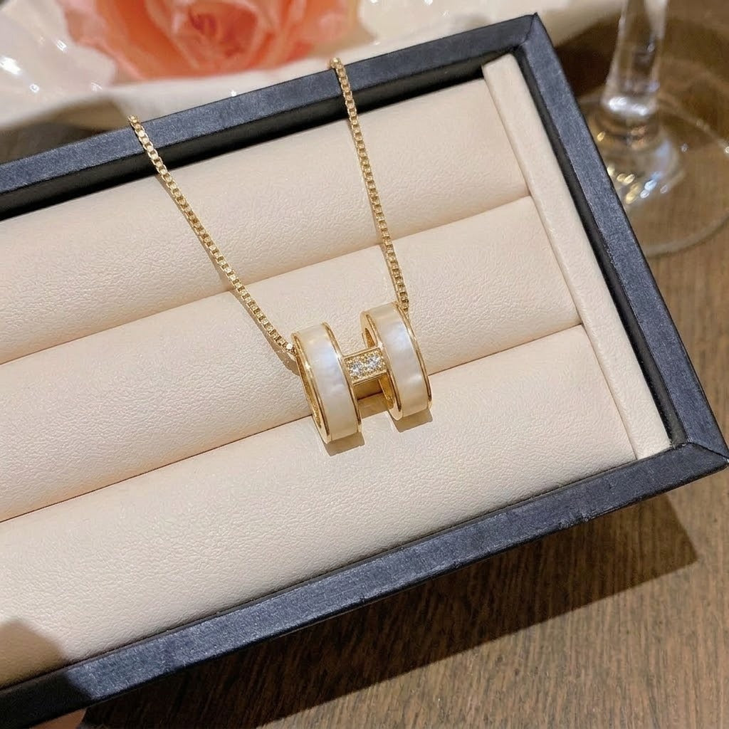 Women's Fashion Devil's Eye Creative Design Elements Popular Clavicle Necklaces