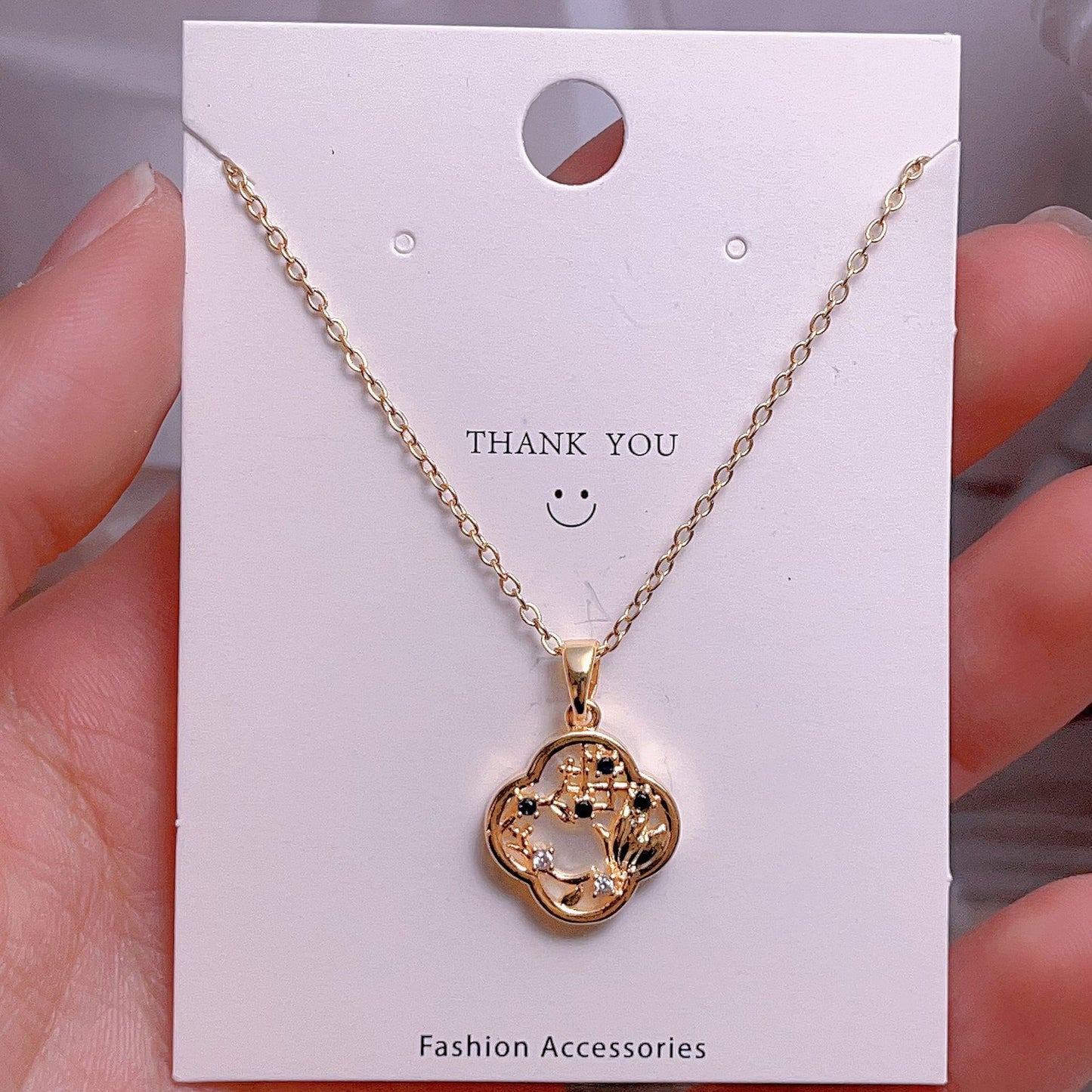 Women's Fashion Simple Love Design Light Luxury Necklace