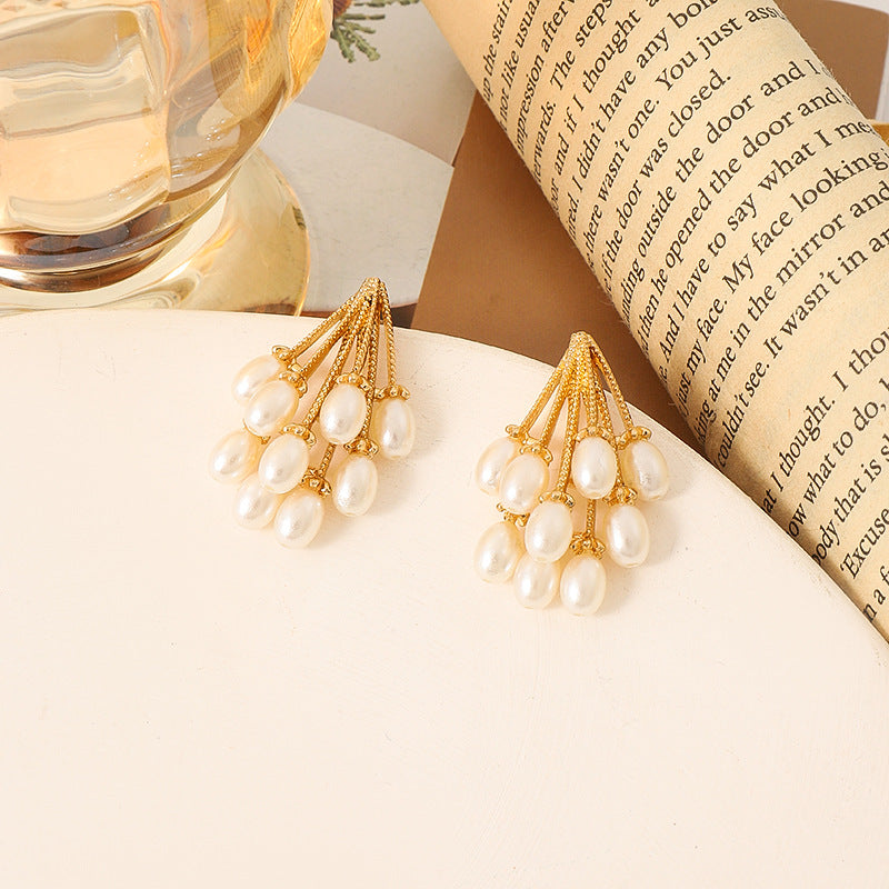 Simple Retro Sier Needle Pearl High Sense Ear Earrings