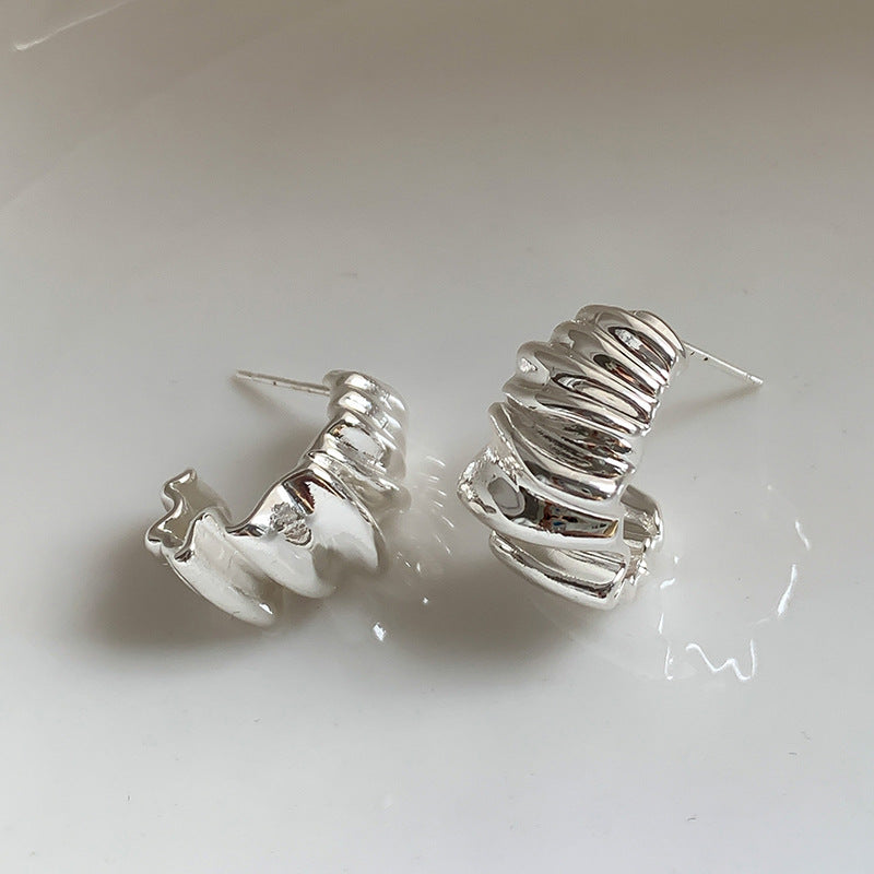 Design Twisted Pleated High-grade Irregular Geometric Stud Earrings